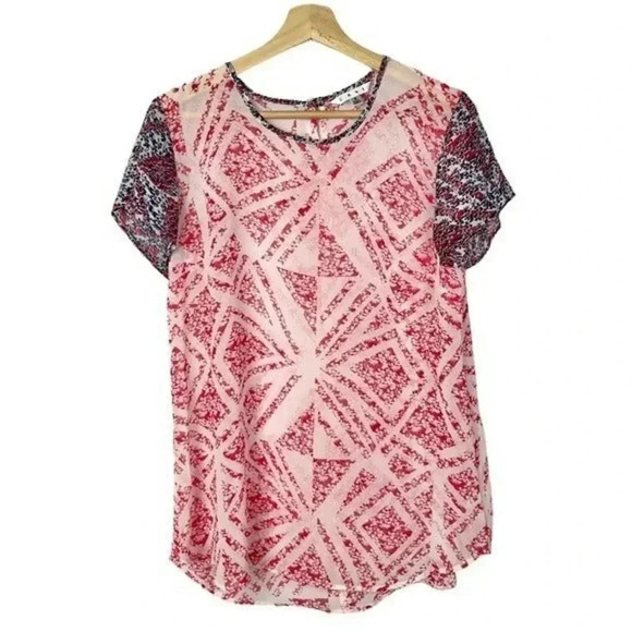 Cabi Coquette Red & Blue Printed Short Sleeve Blouse S #732 - Picture 1 of 4